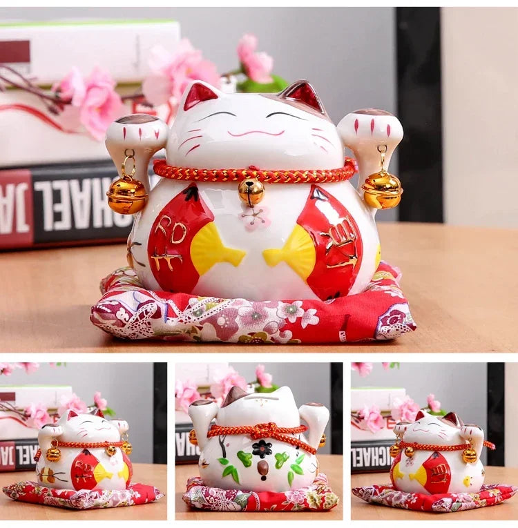 Gato Japonés con 2 Abanicos