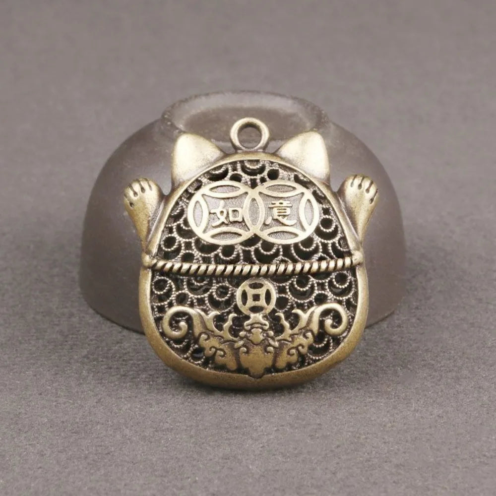 Llavero Maneki Neko Dorado